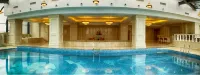 Jinghu Hotel - Pools