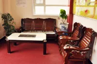 Tianzhou Express Hotel - parkir