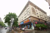 Field Hotel