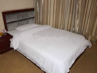 平罗煌贯商务宾馆 - 标准大床房