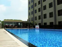 I Hotel Baloi Batam - Rooftop Pools