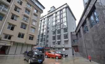 Longquan junhao hotel - Housity