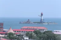 Home Inn · Huayi Select Hotel (Qinhuangdao Nandaihe Xianluo Island Tianma Bathing Beach) - วิวทะเล