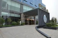 Scholars Hotel (Zhenjiang City Government Sports Exhibition Center) Hotels in Runzhou District
