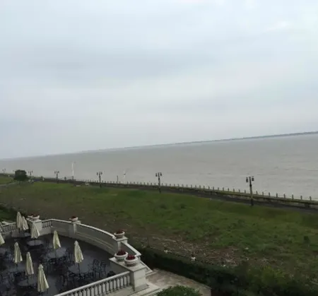 Grand Palace Resort