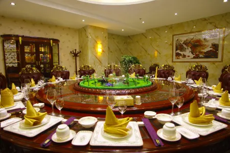 Zhaoyuan Wenfeng Hotel
