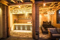 Jing Mo Bi Hu Hotel Hotels in Eryuan