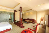 Tyrone Le Grand Large Hotel فنادق في تسنشي
