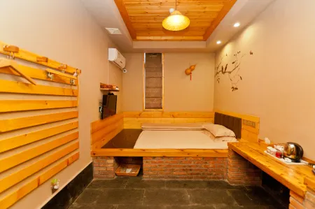 Old Tree Inn Отели рядом с достопримечательностью «Minghe Courtyard»