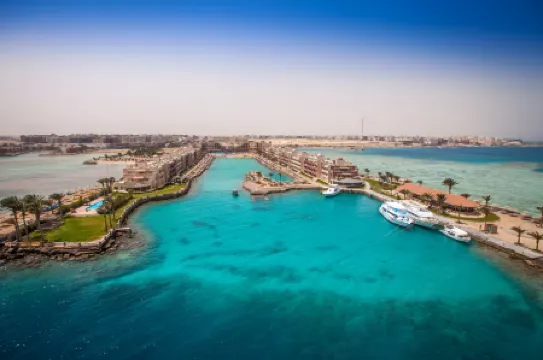 Sunny Days El Palacio Resort & Spa