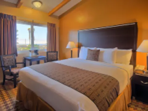 銀浪酒店 聖路易斯－奧比斯波縣酒店