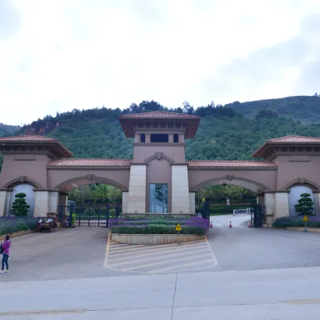 Fuxian Lake Boanlanhu Hotel