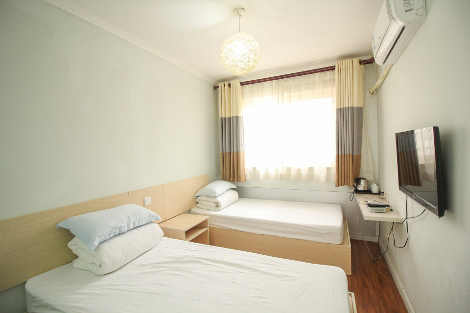 Bi'an Sunshine Theme Hotel Over view