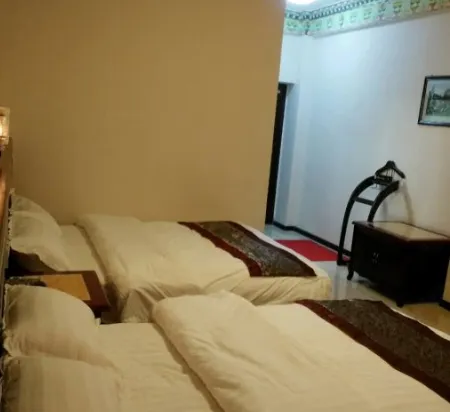 Derong Tawang Business Hotel