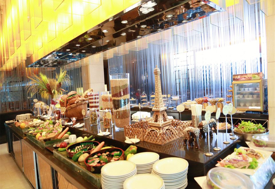 3. 베이징 징룬 호..