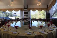 The Four Seasons Amusement Hotel Kanas - غرفة مطلة على الجبل
