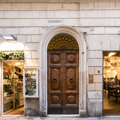 JB Relais- Campo De' Fiori Hotels near Teatro Argentina