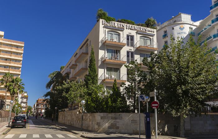 Hotel Dwo les Palmeres