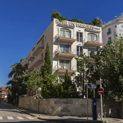 Hotel Dwo les Palmeres Hotels near Platja de les Roques