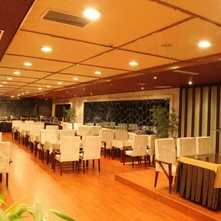 Yiheng Sunshine Boutique Hotel (Zhuanghe Huanghai Street)