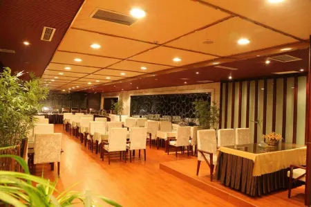 Yiheng Sunshine Boutique Hotel (Zhuanghe Huanghai Street)