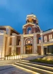 Four Seasons Anyi Hotel Отели рядом с достопримечательностью «Пхень»