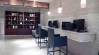 Beau Upward Maylily Hotel