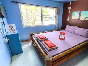 Nida Rooms Thapklo 923/1 Wangtong at Ban Sabuy Jai Resort Phichit