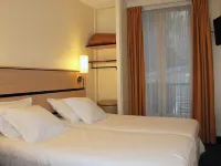 New Hotel Saint-Lazare Hotels near Theatre Bourvil