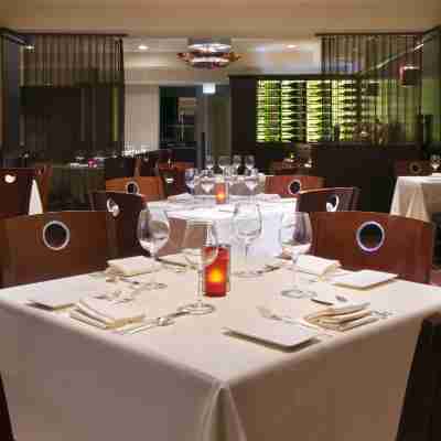 ヒルトン シカゴ オヘア エアポート Dining/Meeting Rooms