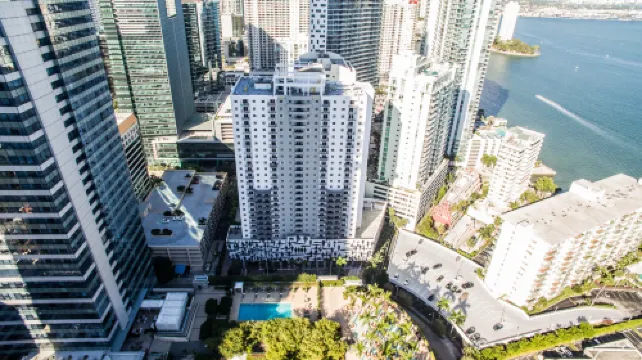 Fortune House Hotel Suites