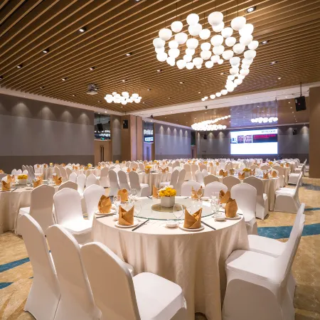Ramada Encore by Wyndham Jintang