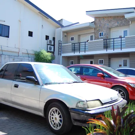 Rumi Apartelle Hotel