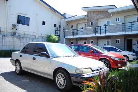 Rumi Apartelle Hotel