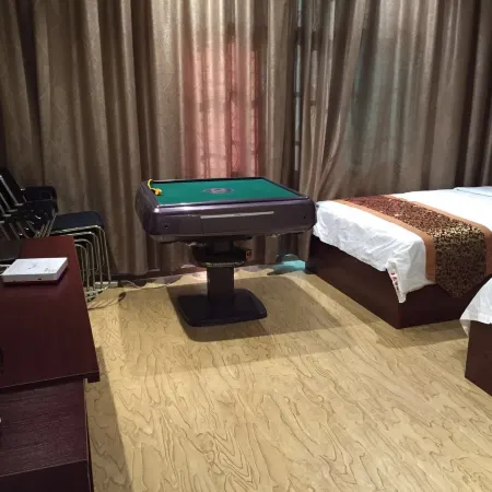 Guiding Yulong Hotel