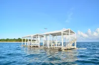Arena Island Resort
