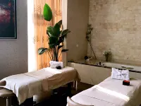 Tianhong Jinling Grand Hotel Hotels in Pizhou