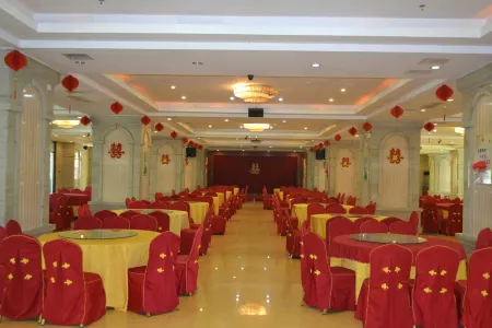 Guest Building Отели рядом со станцией Huacheng Railway Station