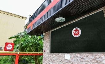 Nida Rooms Spbu Sunggal at Z Suites Hotel - Housity