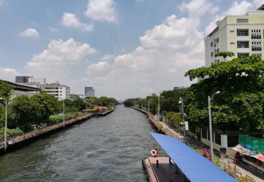 5. 바론 레지던스 ..