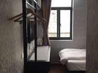 上海宝琳阁商务宾馆 - 普通大床房