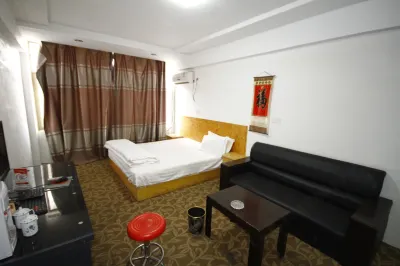 Homesickness Hotel