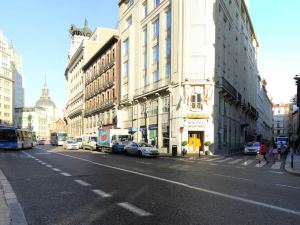 Hotel Quatro Puerta Del Sol