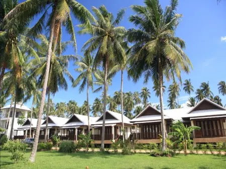Phangka Paradise Resort Отели рядом с достопримечательностью «Guan-Yu Koh Samui Shrine»