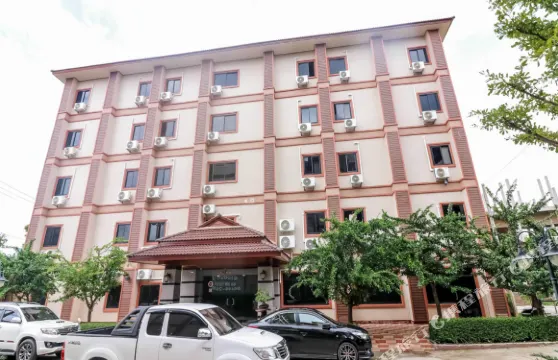 呵叻蘇萊納熱花園774號奈達酒店