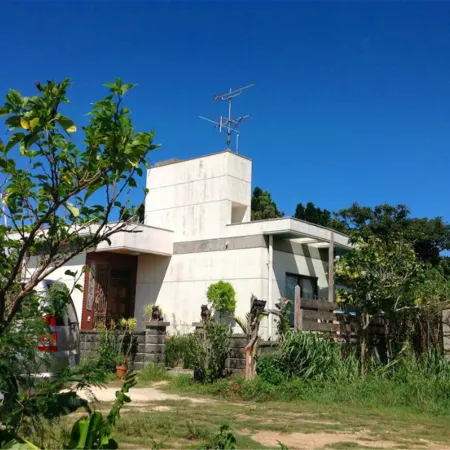 Milk-ya Women-Only Guest House