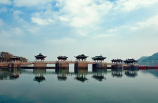 維也納國際酒店（潮州古城牌坊店）