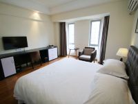 艾悦酒店公寓(上海万达广场店) - 豪华大床房