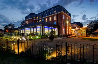 Cbh the Lensbury Các khách sạn ở Twickenham