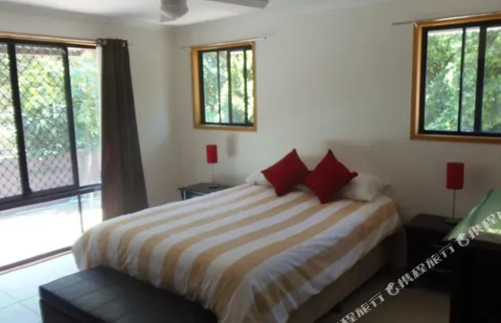 彩虹海灘庫魯拉度假-6號邦達拉大街